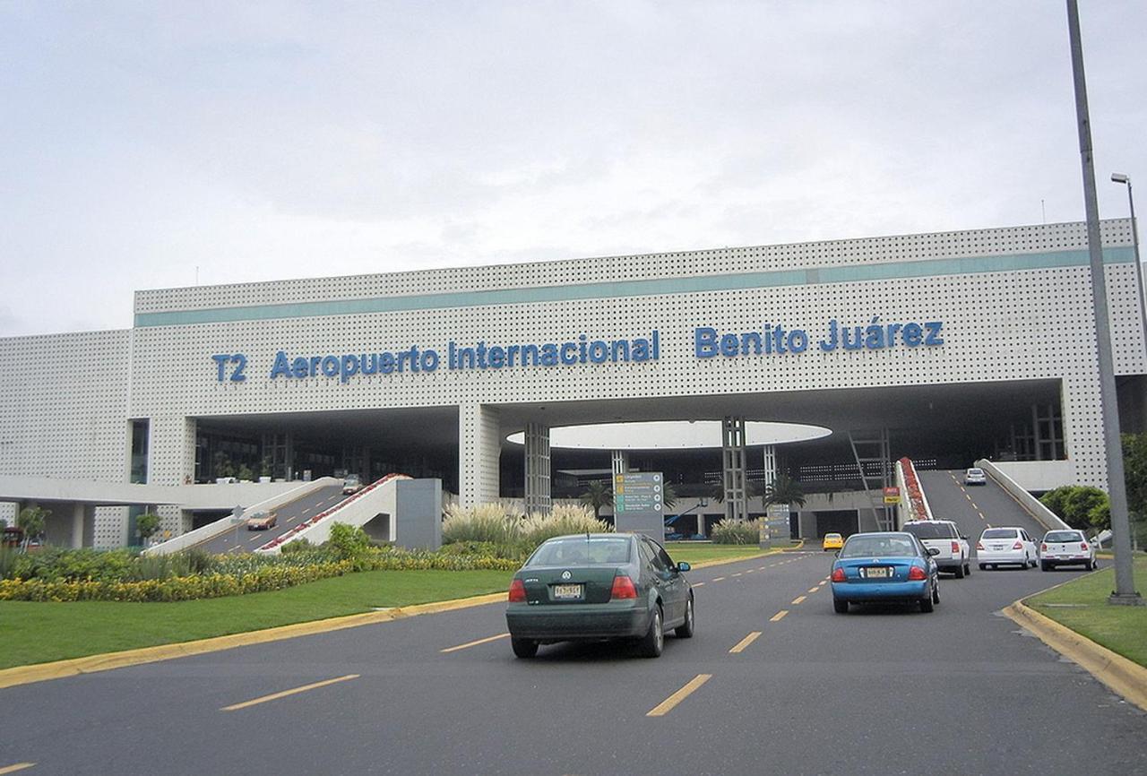 izZzleep Aeropuerto Terminal 2 Hotel México DF Exterior foto